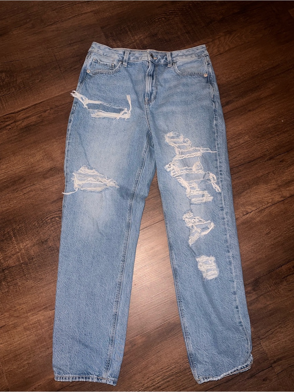 Light Blue Distressed Women’s Jeans - Mom American Eagle Jeans